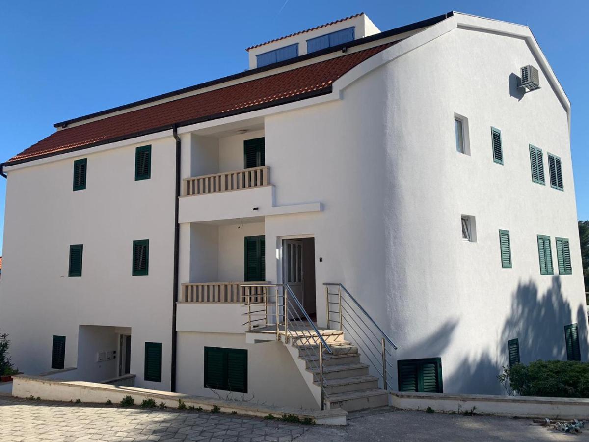 Tia Maria Apartment Bol