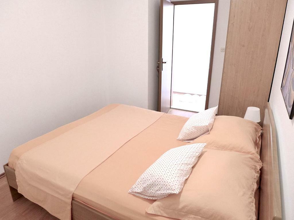 Tia Maria Apartment Bol