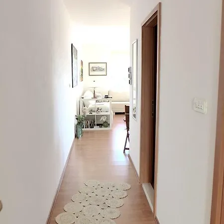 Tia Maria Apartment Bol Exterior photo