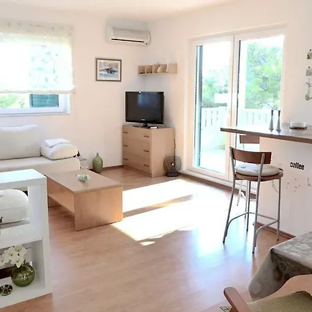 Tia Maria Apartment Bol Exterior photo